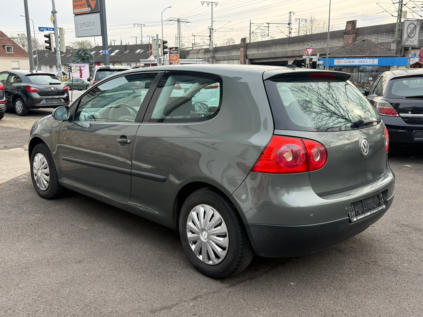 Volkswagen Golf 5 *TÜV NEU *STEUERKETTE NEU