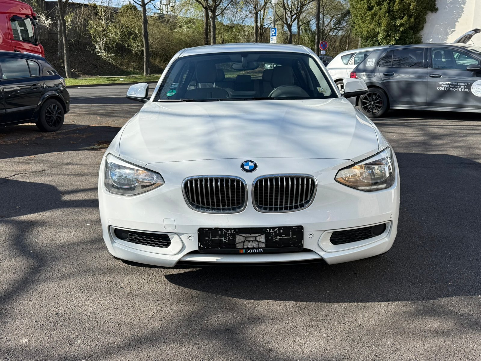 BMW 114i Lim. 5-trg. *1. Hand *TÜV NEU *AHK