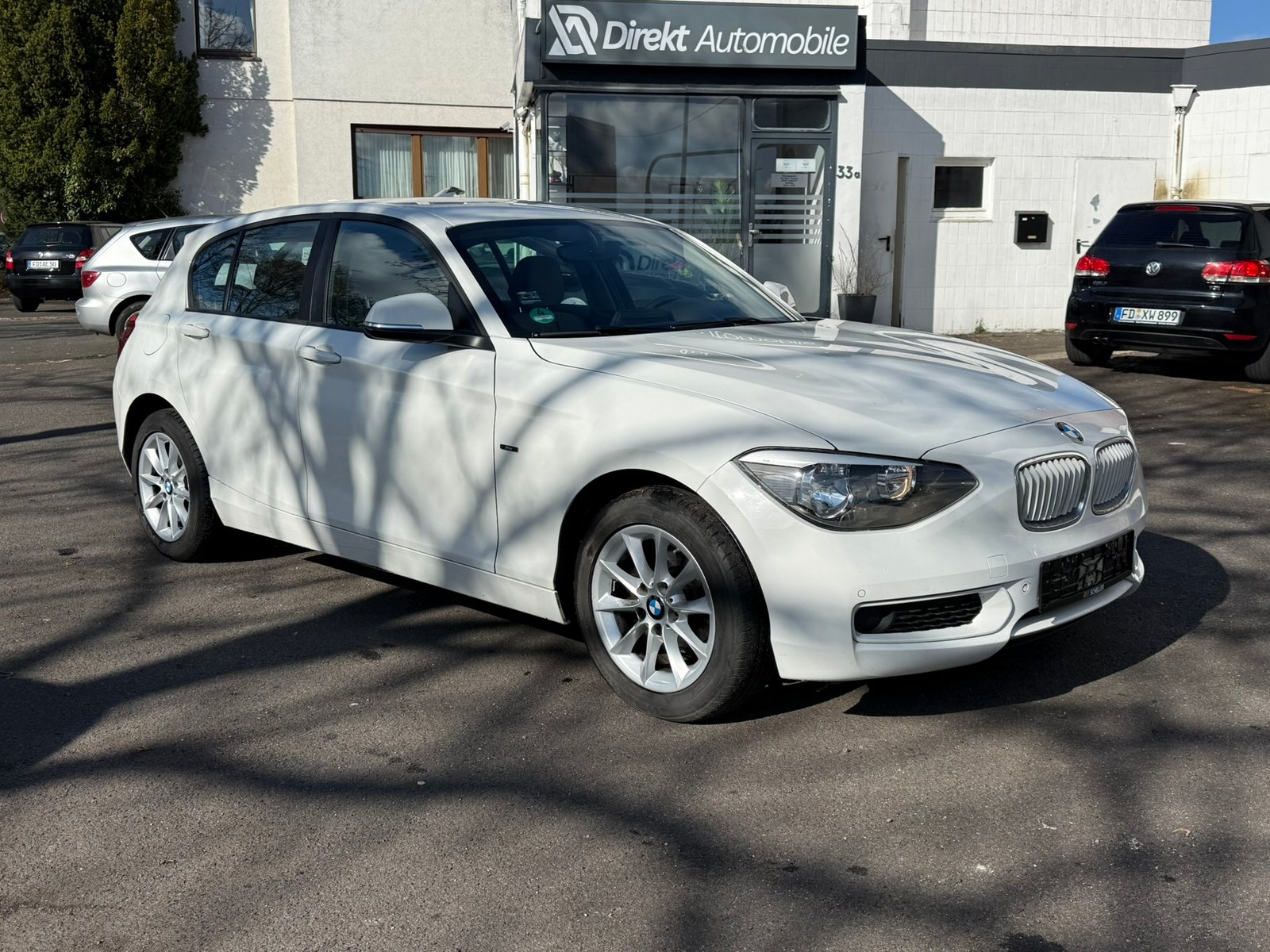 BMW 114i Lim. 5-trg. *1. Hand *TÜV NEU *AHK