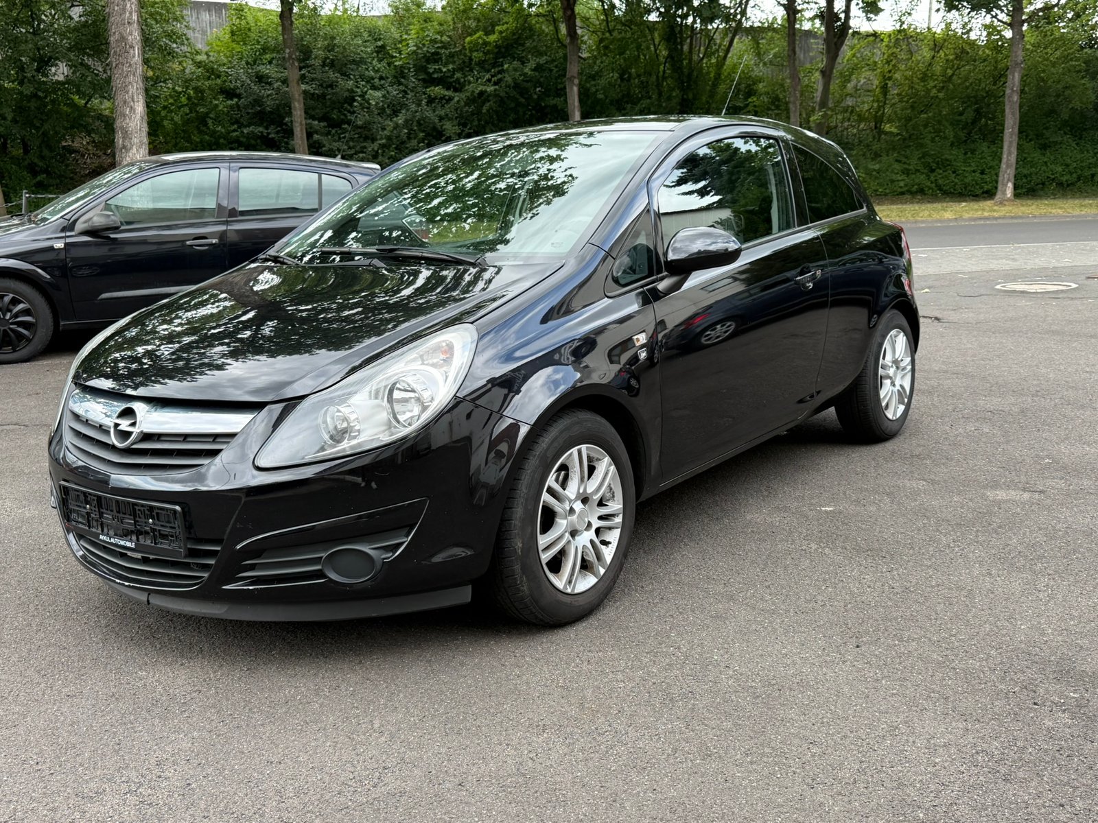 Opel Corsa D *KLIMA *TÜV *4 Zylinder